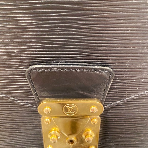 Louis Vuitton Monceau Epi Leather Bag - Picture 8 of 16